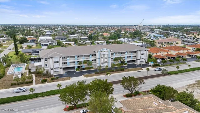 $2,500 | 5126 Coronado Parkway, Unit 201, Cape Coral, FL 33904