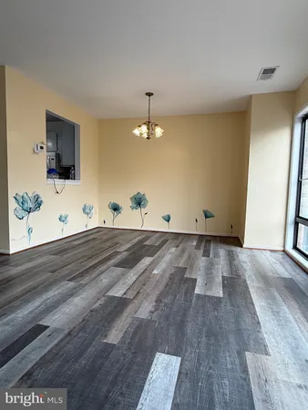 $2,000 | 10059 Ridgeline Drive, Montgomery Village, MD 20886