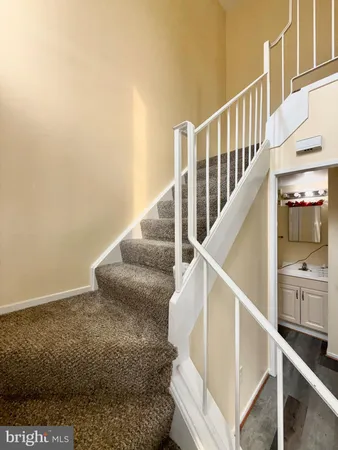 $2,000 | 10059 Ridgeline Drive, Montgomery Village, MD 20886