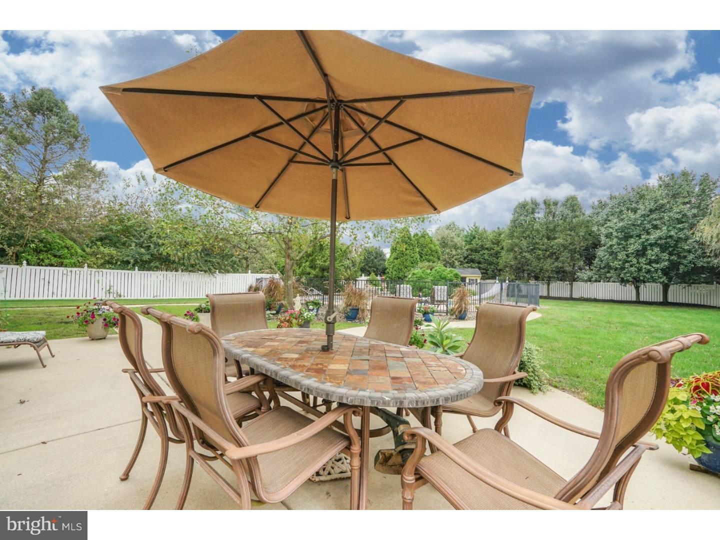 7 Jan Court Sewell, NJ 08080 - Photo 24 of 25 Patio