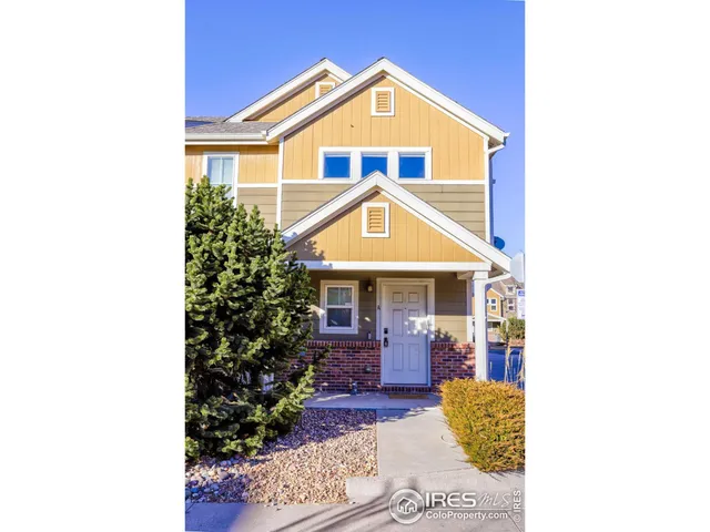 a view of a front door of the house