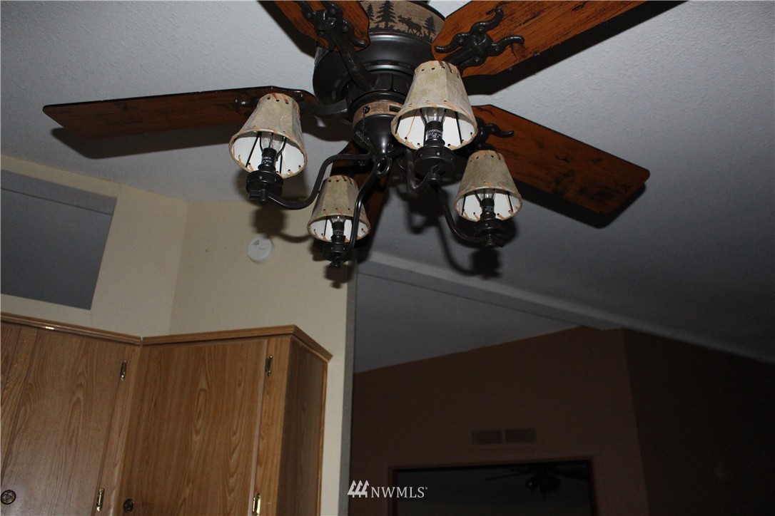 1633 Ridgeview Loop Drive Wenatchee, WA 98801 - Photo 14 of 20 Gallery Image 14