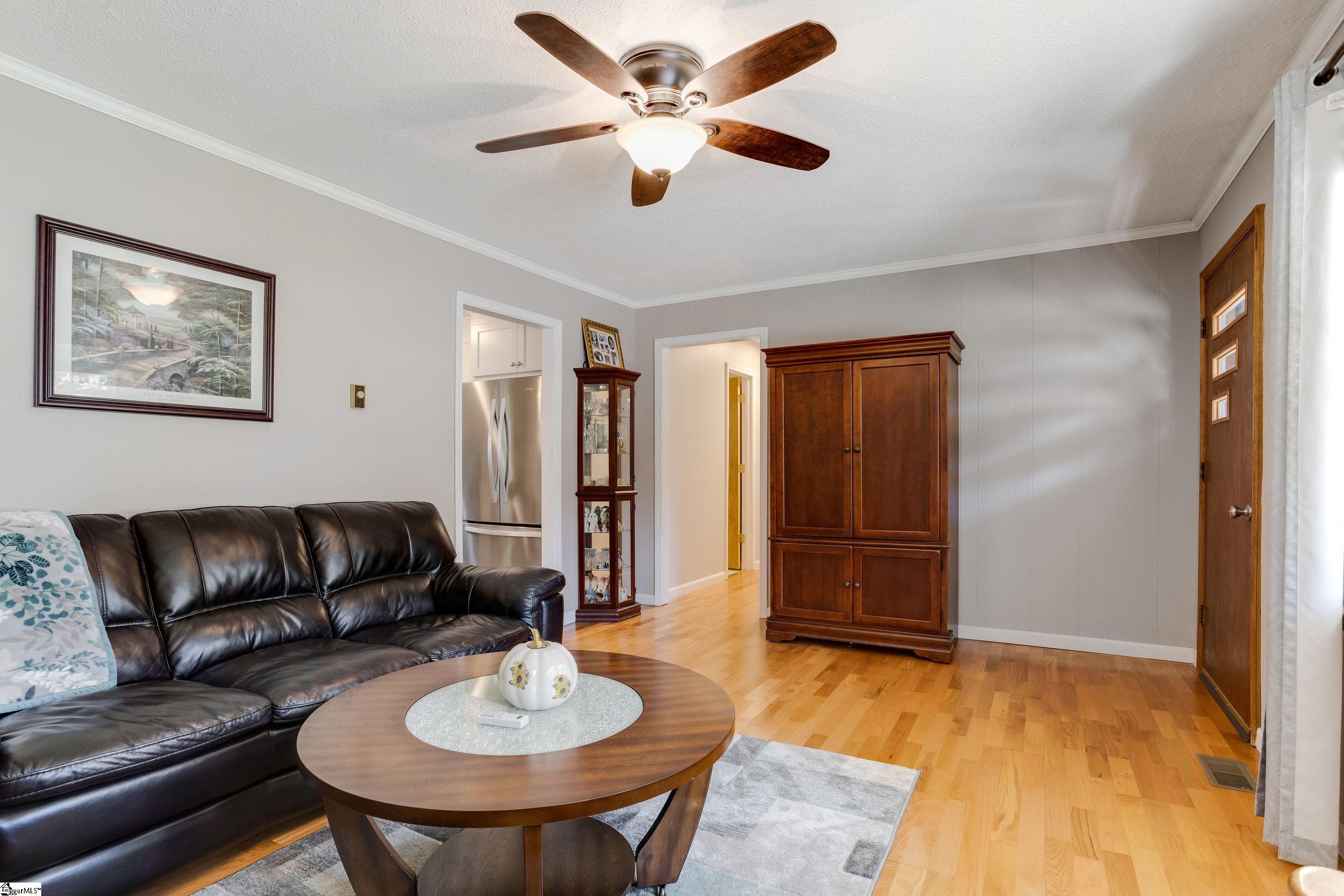 126 Rockmont Road Easley, SC 29640 - Photo 8 of 31