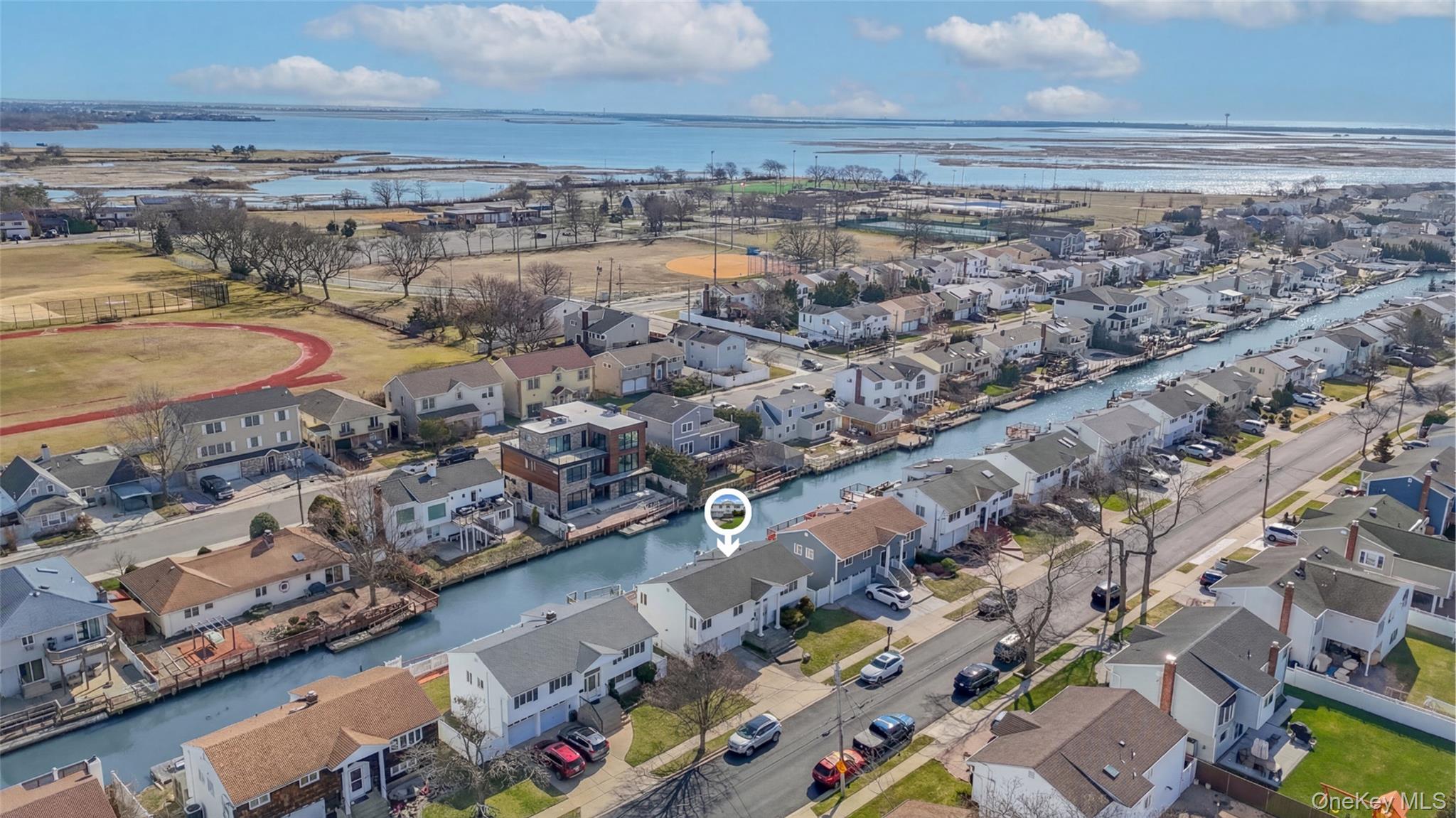 3727 Oceanside Road East Oceanside, NY 11572 - Photo 31 of 34