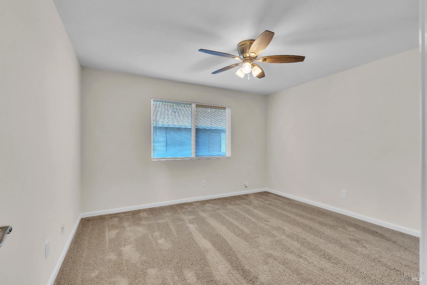 128 Del Rio Court, Unit 4 Vacaville, CA 95687 - Photo 13 of 23