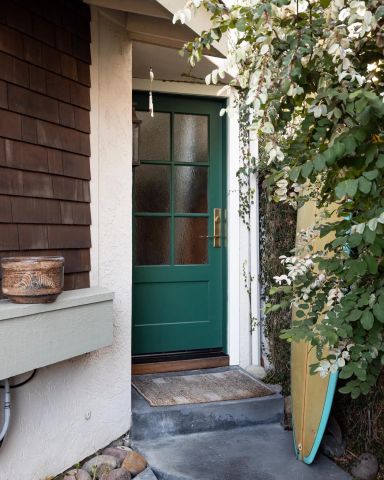 a close view of a dresser