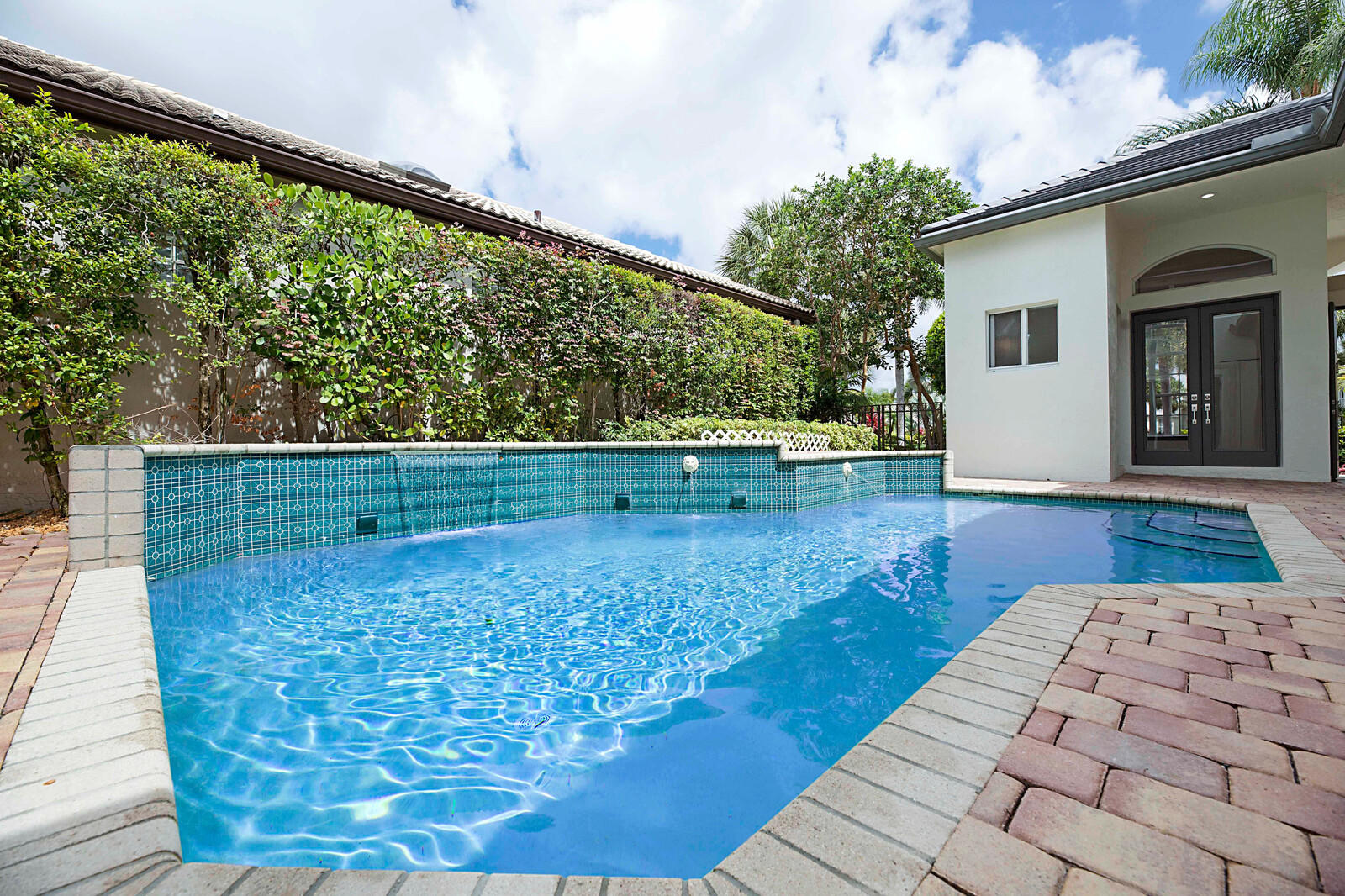 3320 Northwest 53rd Circle Boca Raton, FL 33496 - Photo 41 of 55 40_3320_NW_53rd_Circle_39_mls