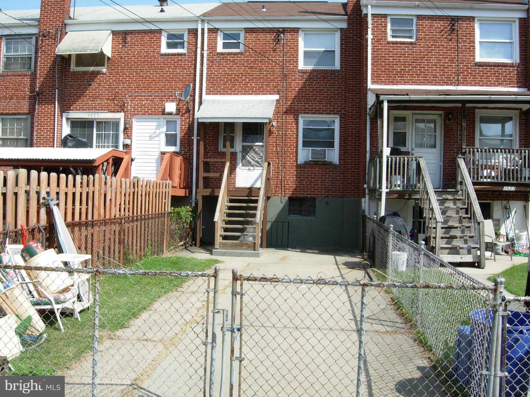 1025 Middlesex Road Baltimore, MD 21221 - Photo 5 of 27 Exterior (Rear)