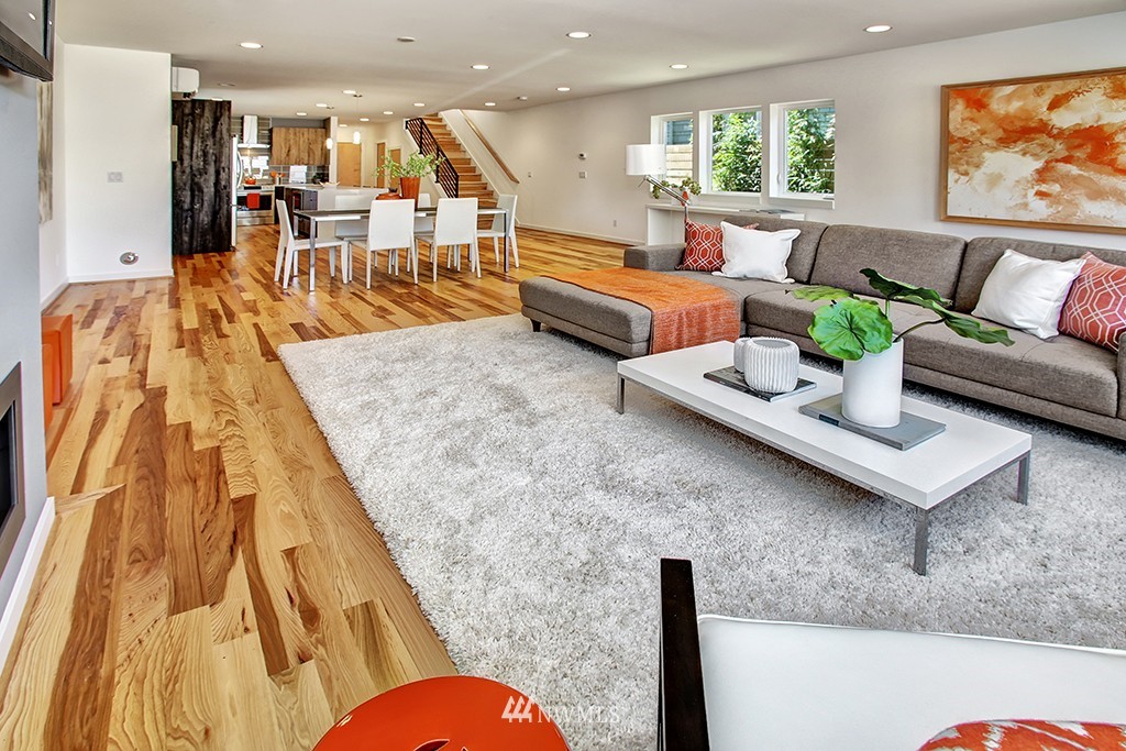 709 North 73rd Street Seattle, WA 98103 - Photo 6 of 15 Gallery Image 6