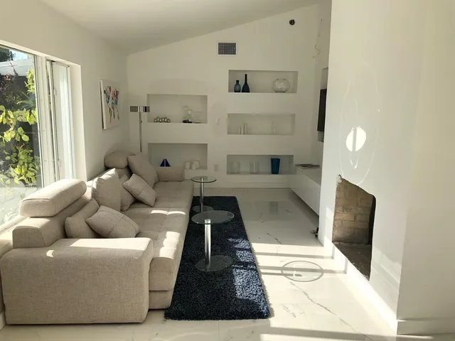 $13,450 | 9007 Northeast 10th Avenue, Miami, FL 33138