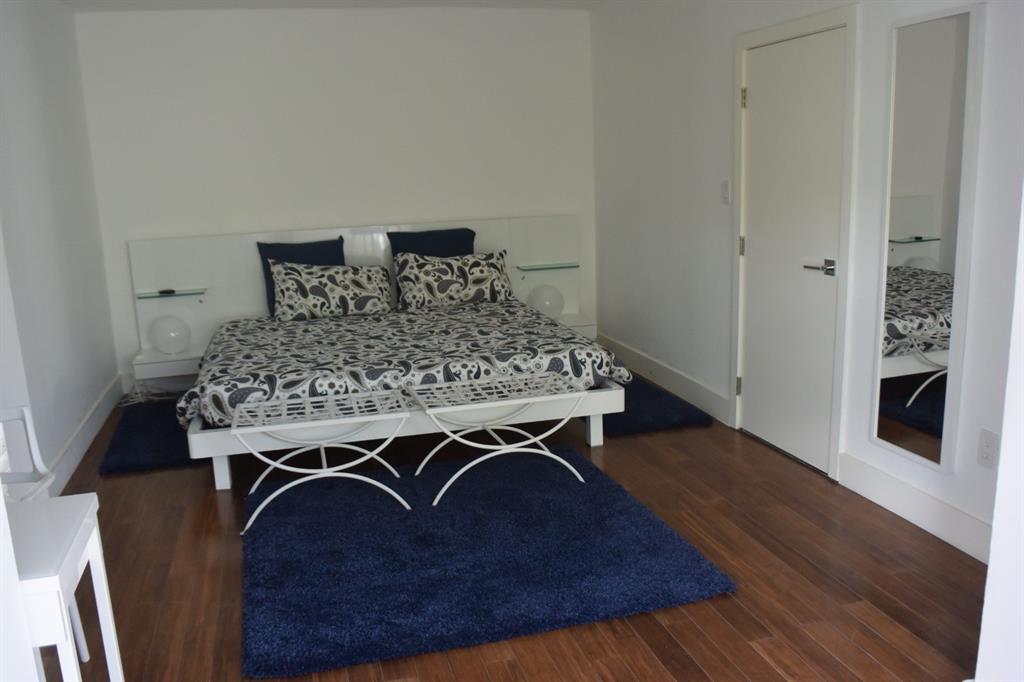 9007 Northeast 10th Avenue Miami, FL 33138 - Photo 23 of 36