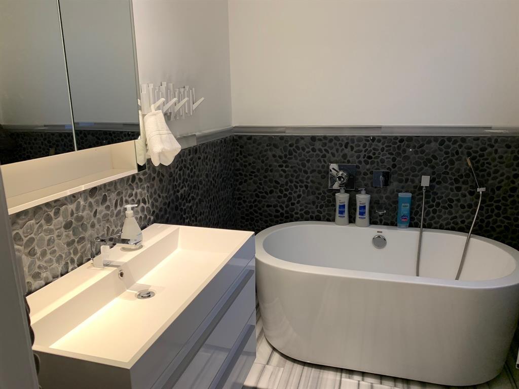 9007 Northeast 10th Avenue Miami, FL 33138 - Photo 28 of 36