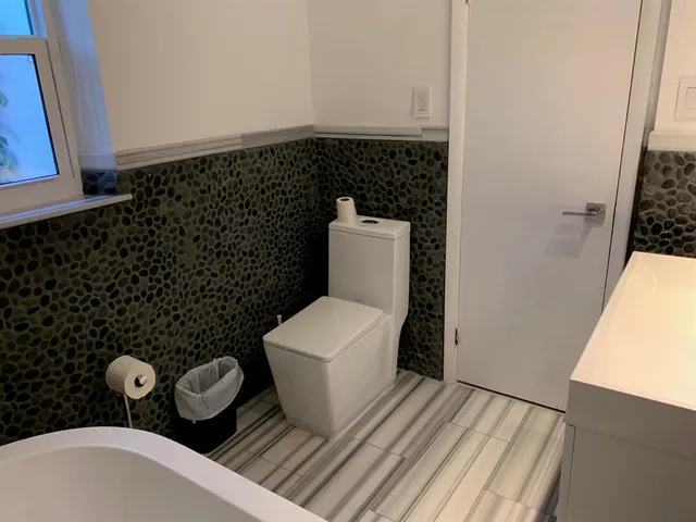 $13,450 | 9007 Northeast 10th Avenue, Miami, FL 33138