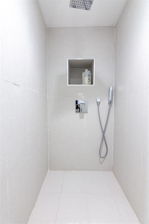 9007 Northeast 10th Avenue Miami, FL 33138 - Photo 33 of 36