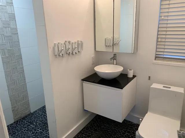 $13,450 | 9007 Northeast 10th Avenue, Miami, FL 33138