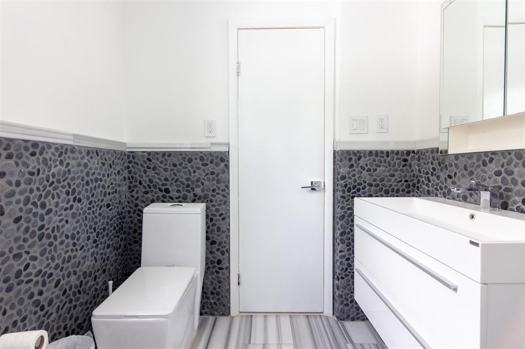 9007 Northeast 10th Avenue Miami, FL 33138 - Photo 36 of 36