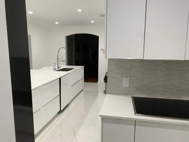 $13,450 | 9007 Northeast 10th Avenue, Miami, FL 33138