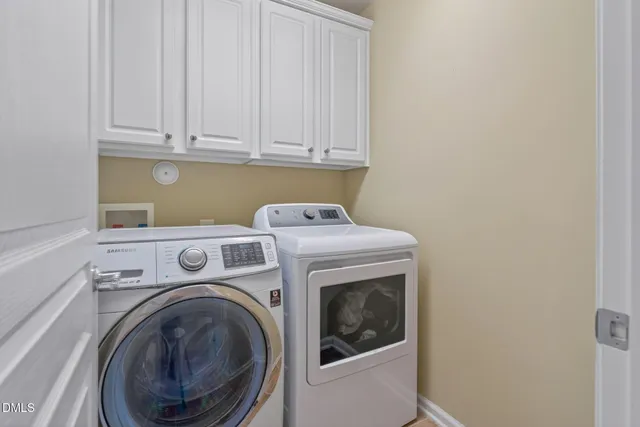 $395,000 | 8204 Pilots View Drive, Raleigh, NC 27617