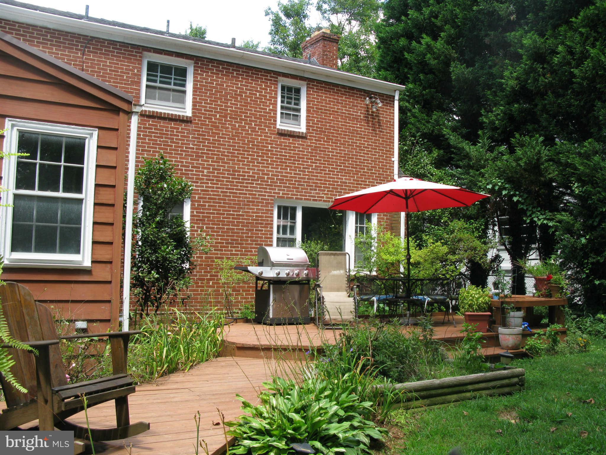 5818 Conway Road Bethesda, MD 20817 - Photo 22 of 30 Exterior (Rear)