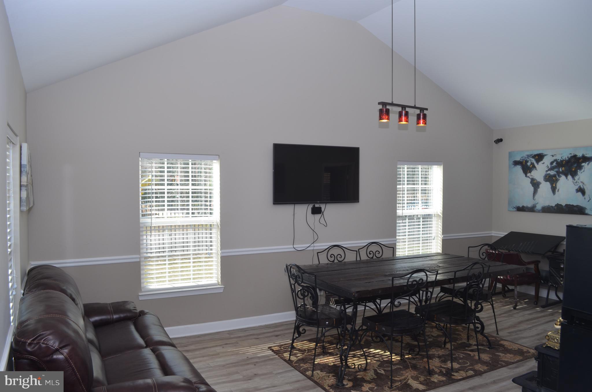 473 Queenstown Road Severn, MD 21144 - Photo 6 of 17 Family Room