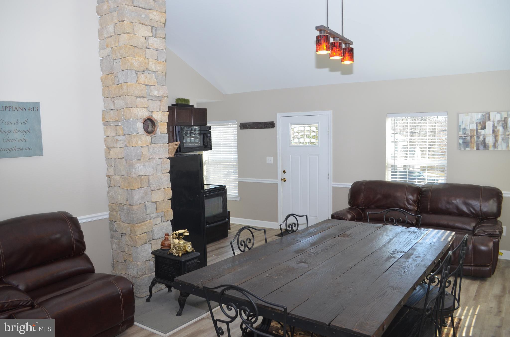 473 Queenstown Road Severn, MD 21144 - Photo 10 of 17 Interior (General)
