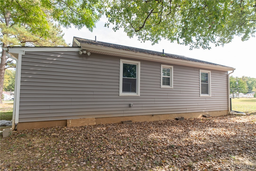 6156 Strathmore Road North Chesterfield, VA 23234 - Photo 16 of 20 Gallery Image 16