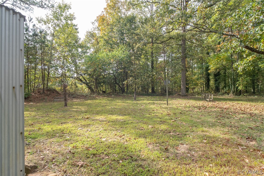 6156 Strathmore Road North Chesterfield, VA 23234 - Photo 17 of 20 Large yard!