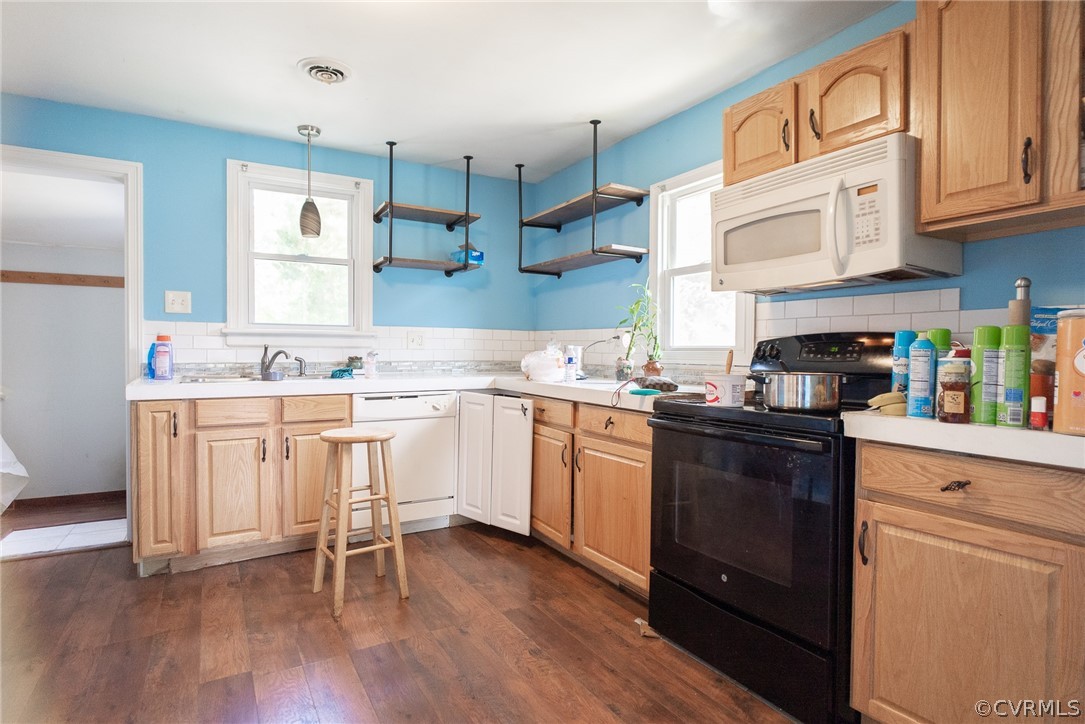 6156 Strathmore Road North Chesterfield, VA 23234 - Photo 5 of 20 Gallery Image 5