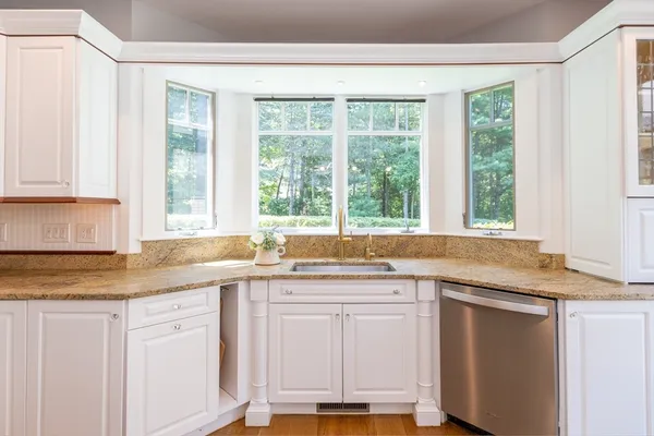 $2,740,000 | 130 Summer Street, Weston, MA 02493