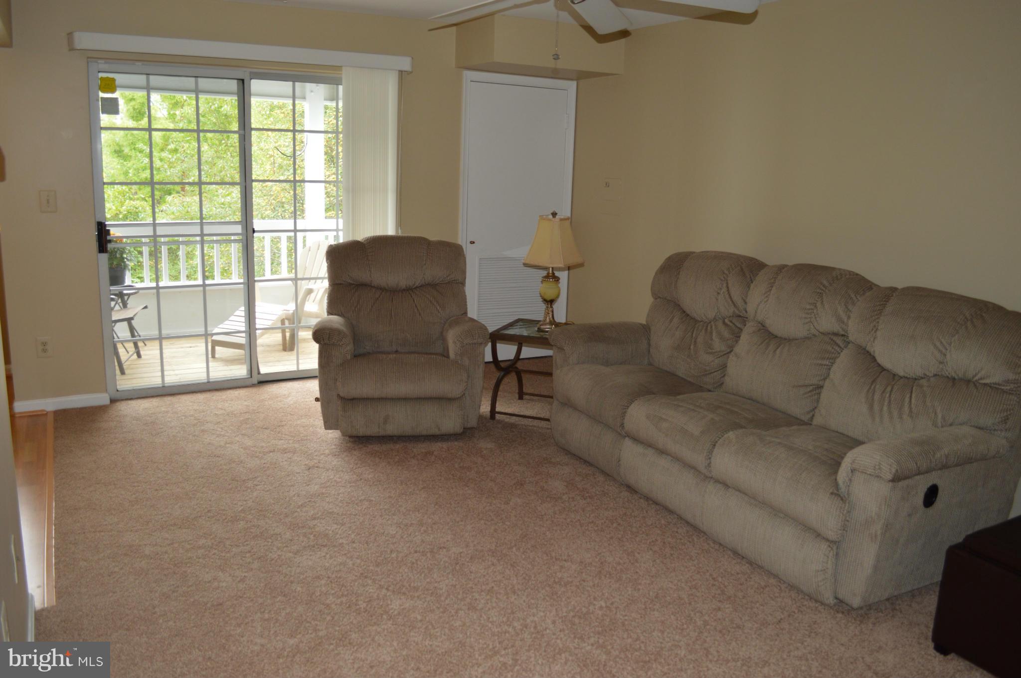 8495 Falls Run Road, Unit D Ellicott City, MD 21043 - Photo 3 of 21 Living Room