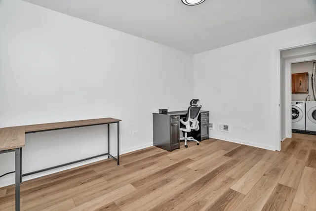 $332,000 | 16636 Winding Creek Road, Plainfield, IL 60586