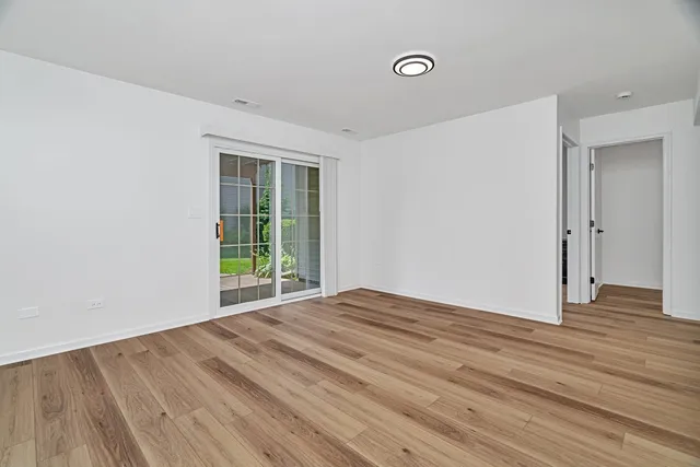 $332,000 | 16636 Winding Creek Road, Plainfield, IL 60586