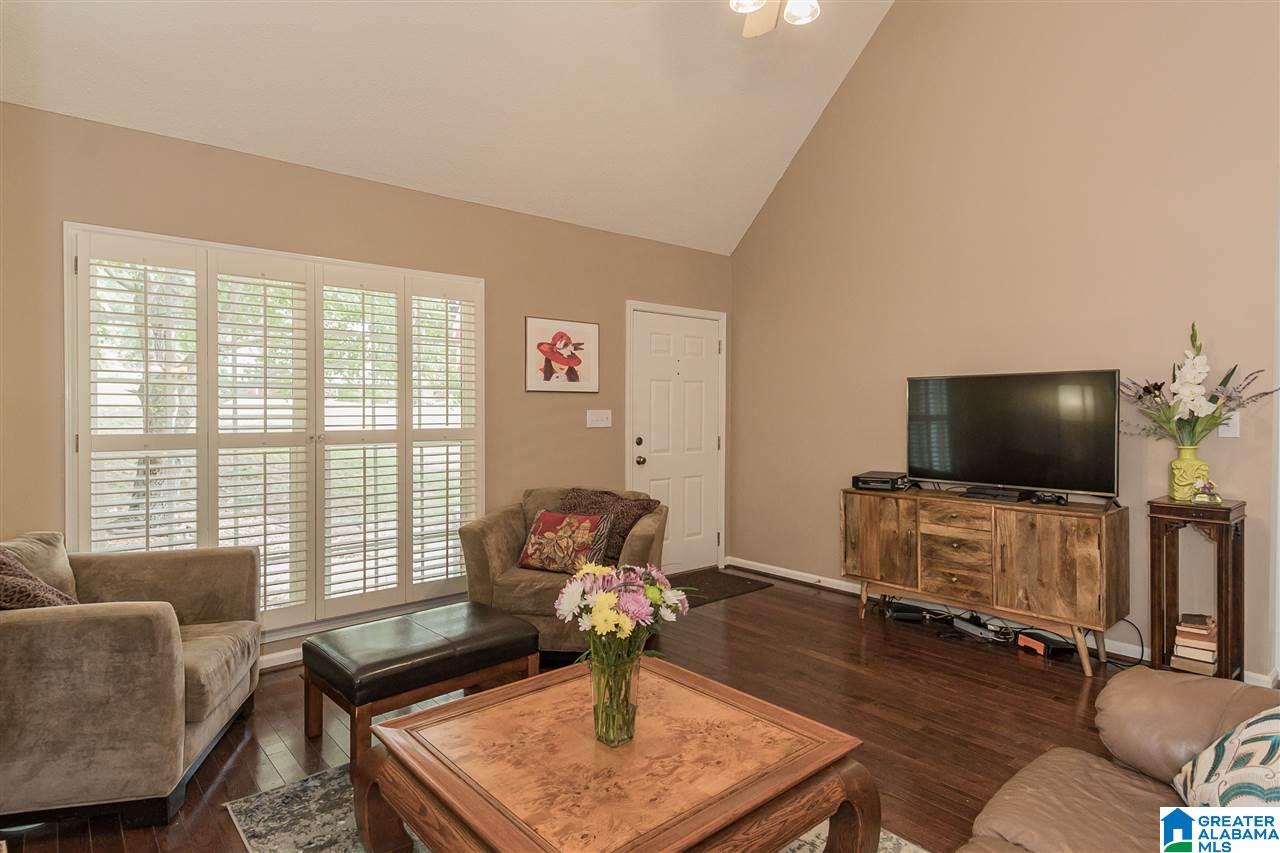 2702 Chestnut Way Pinson, AL 35126 - Photo 4 of 36