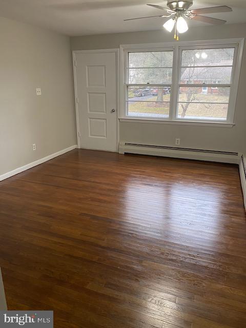 1446 Temple Road Pottstown, PA 19465 - Photo 5 of 15 Living Room