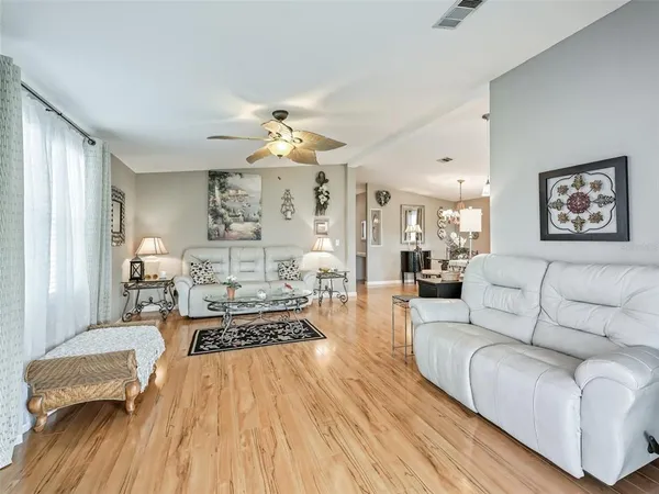 $2,100 | 1640 Magnolia Avenue, The Villages, FL 32159