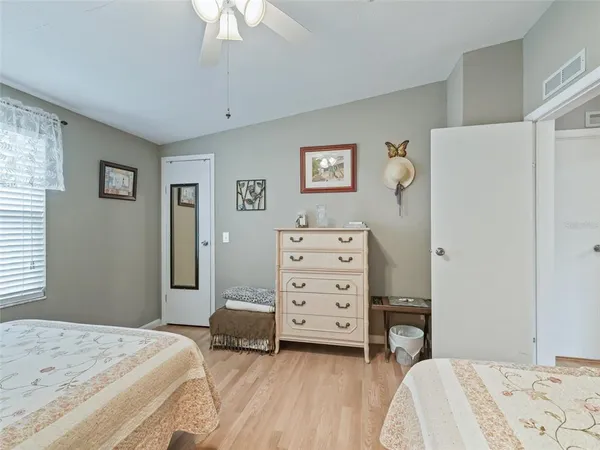 $2,100 | 1640 Magnolia Avenue, The Villages, FL 32159