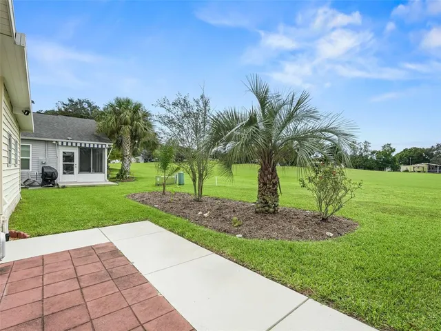 $2,100 | 1640 Magnolia Avenue, The Villages, FL 32159