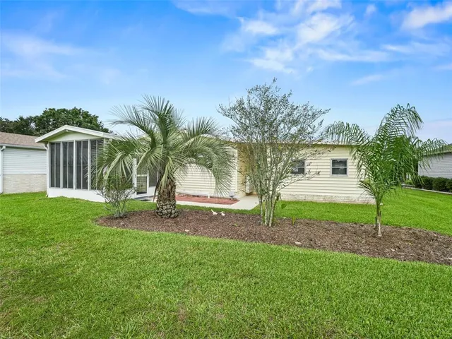 $2,100 | 1640 Magnolia Avenue, The Villages, FL 32159