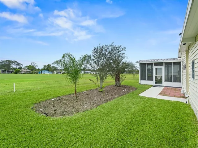 $2,100 | 1640 Magnolia Avenue, The Villages, FL 32159