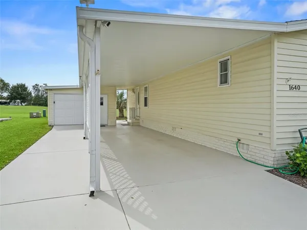 $2,100 | 1640 Magnolia Avenue, The Villages, FL 32159