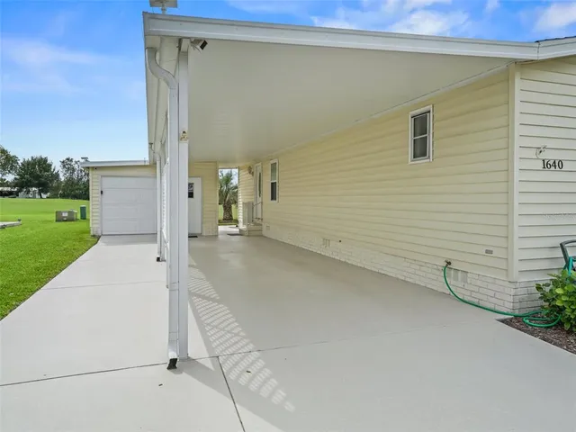 $2,100 | 1640 Magnolia Avenue, The Villages, FL 32159