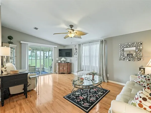 $2,100 | 1640 Magnolia Avenue, The Villages, FL 32159