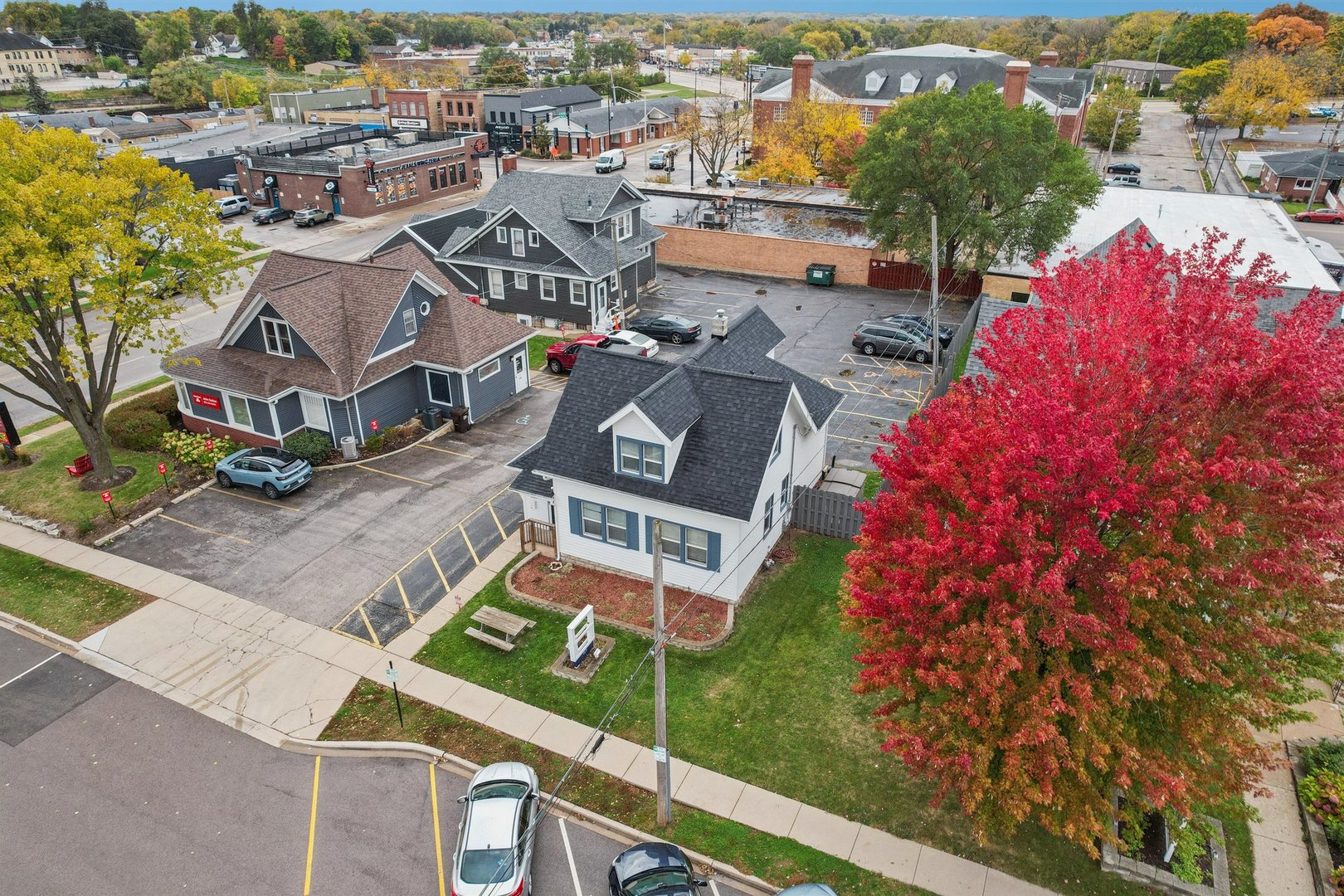 1305 Court Street McHenry, IL 60050 - Photo 11 of 46