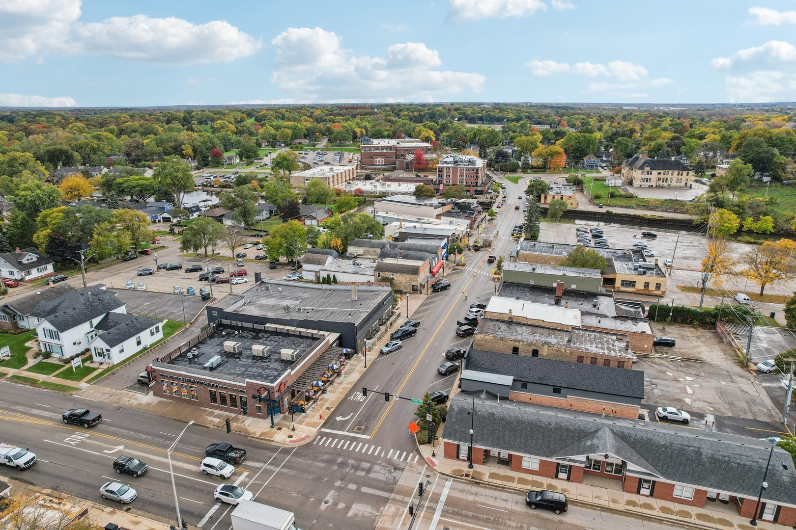 1305 Court Street McHenry, IL 60050 - Photo 16 of 46