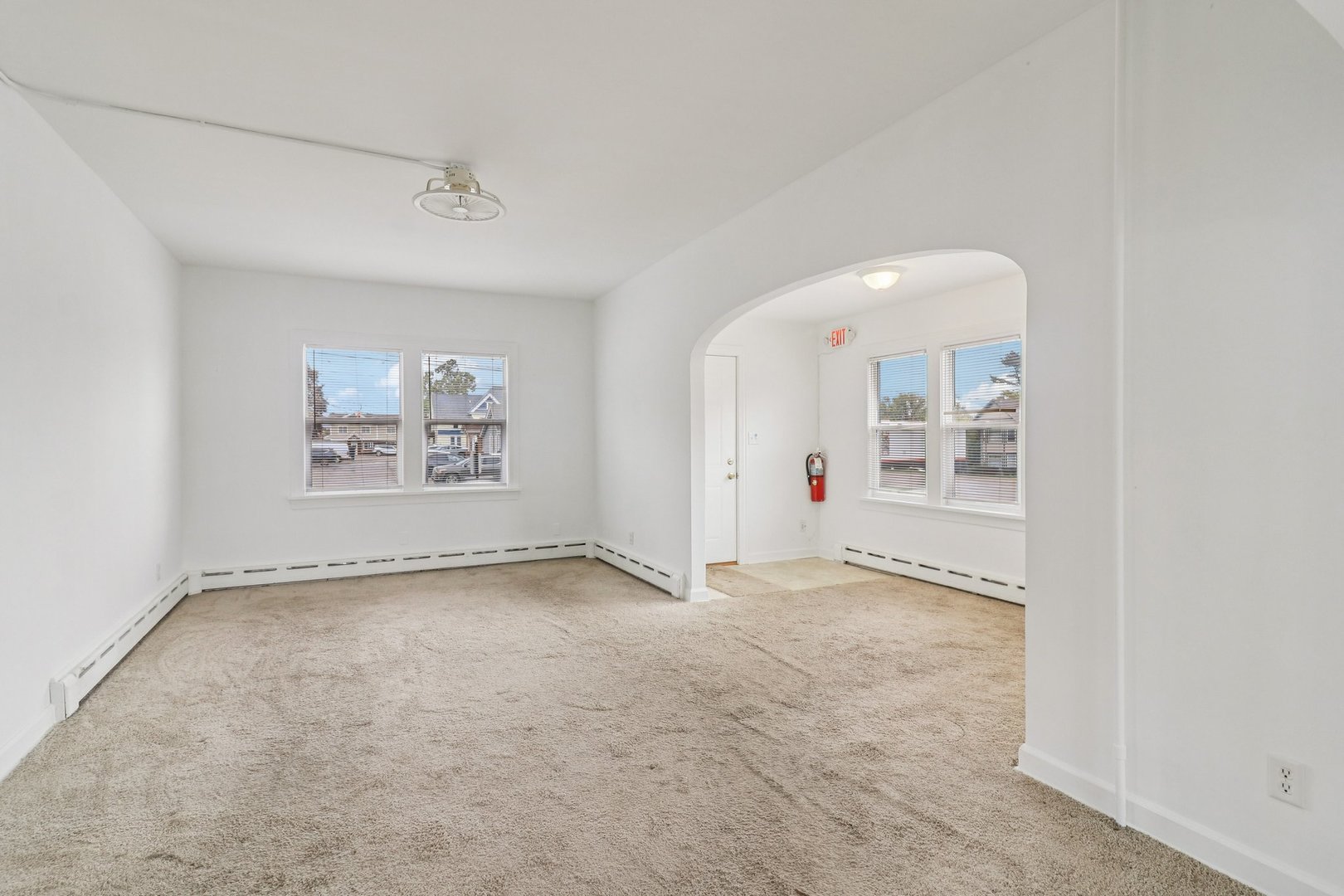 1305 Court Street McHenry, IL 60050 - Photo 19 of 46