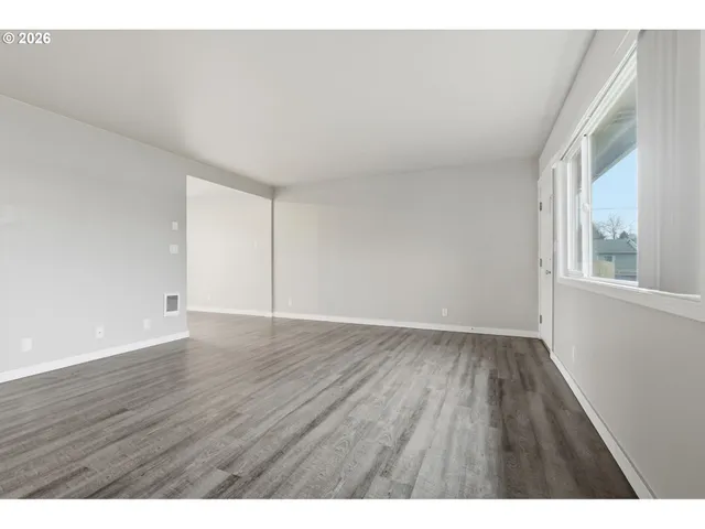 $1,595,000 | 822 South Columbia Street, Newberg, OR 97132