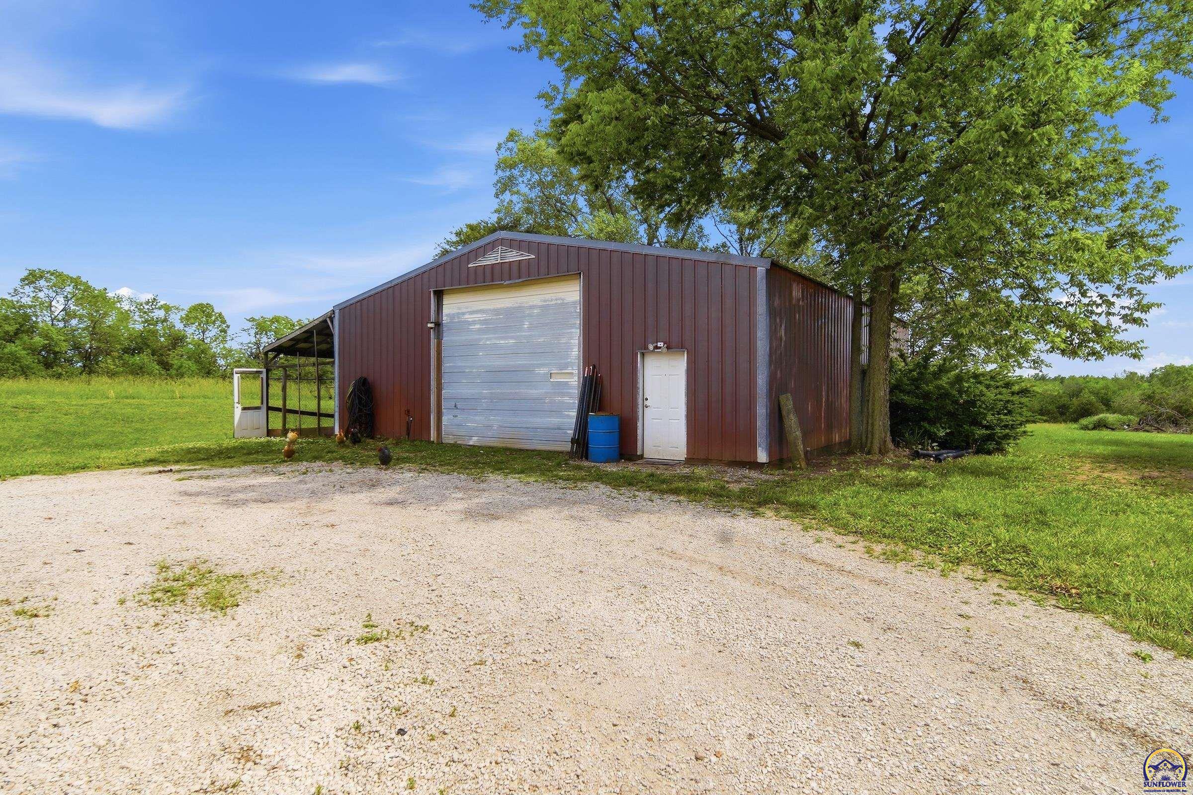 4444 Northwest Menoken Road Topeka, KS 66618 - Photo 57 of 72