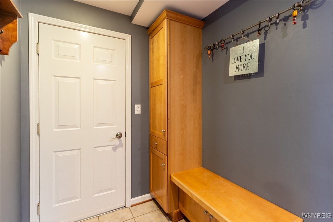 116 The Paddock Amherst, NY 14221 - Photo 20 of 50 Mudroom off of garage