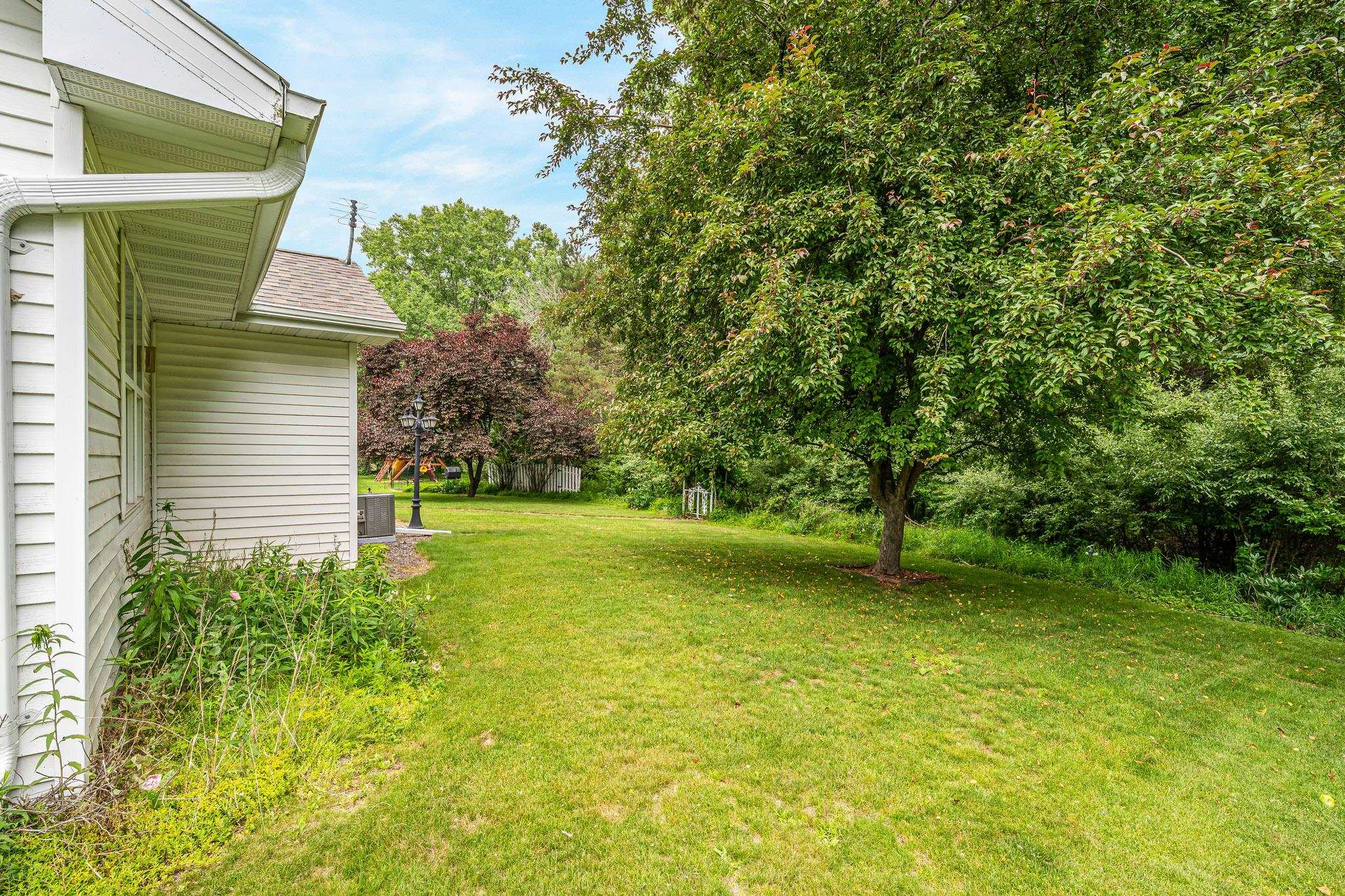 1424 East Keystone Lane Appleton, WI 54913 - Photo 39 of 50