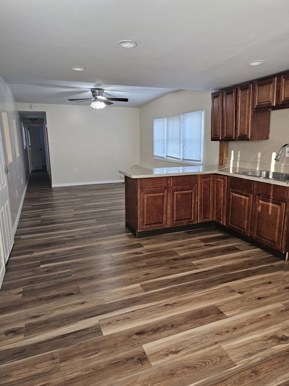 44 Rest Way Springfield, MA 01119 - Photo 4 of 11